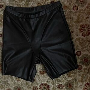 SKIMS Brown Women’s Shorts